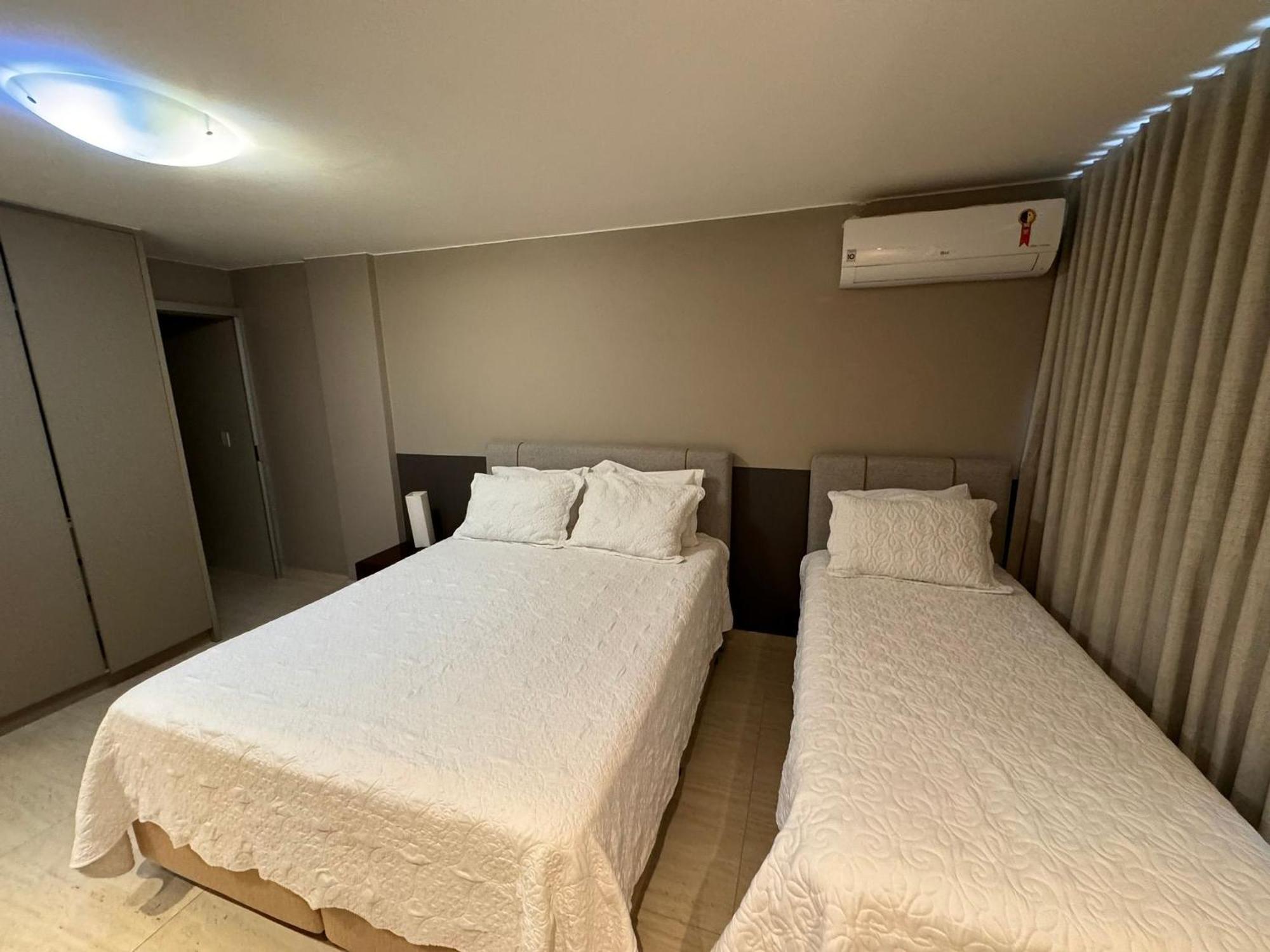 Flats Asa Norte Cln 110 By Centoedez